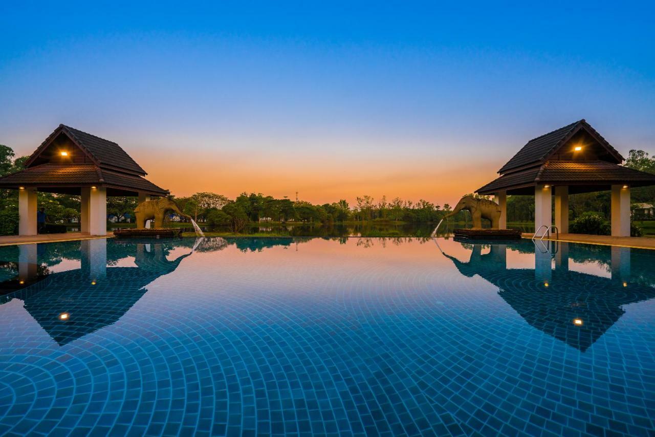 Tawa Ravadee Resort Prachinburi, A Member Of Worldhotels Distinctive Si Maha Phot Exterior photo
